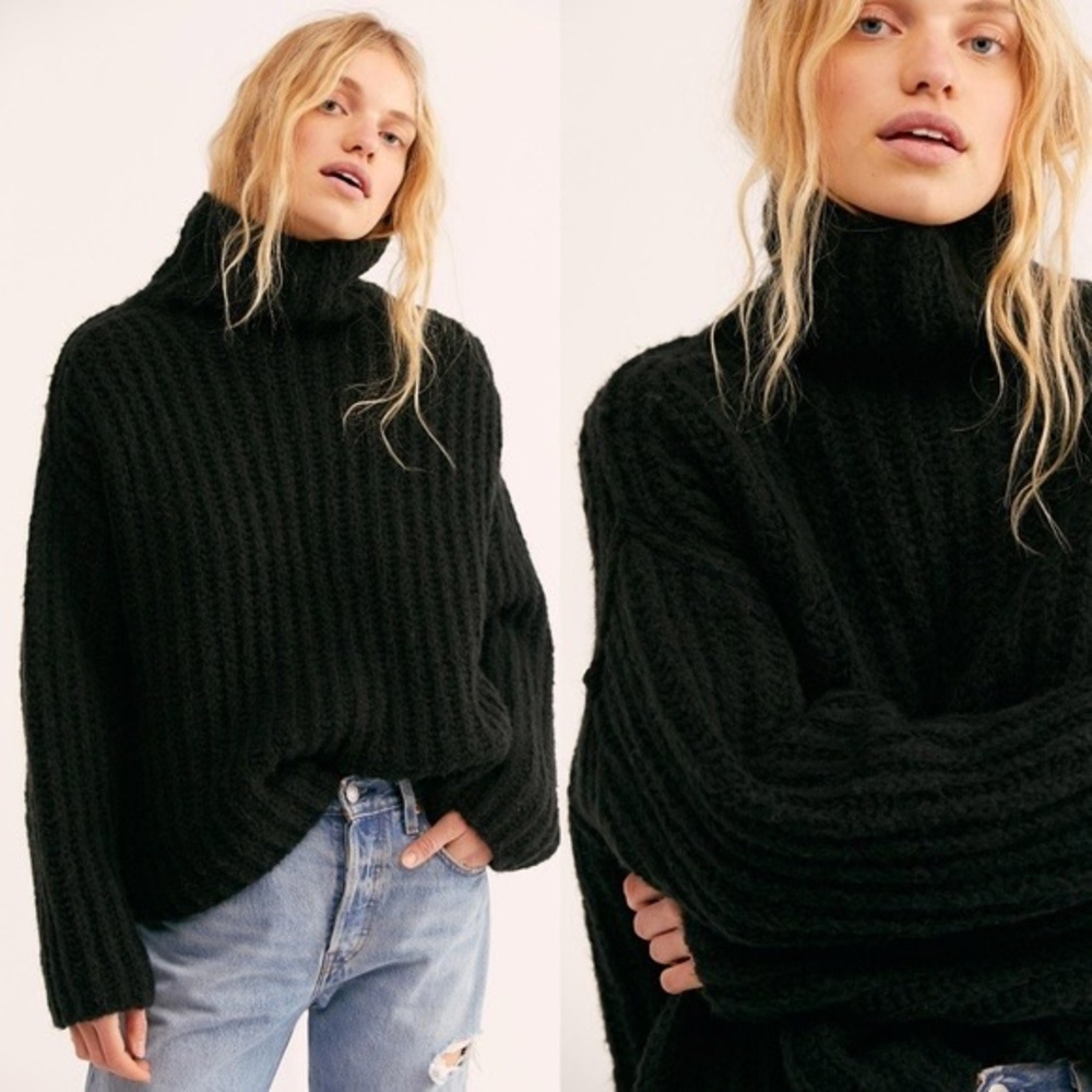 Free People Fluffy Fox Sweater in Black Size Small